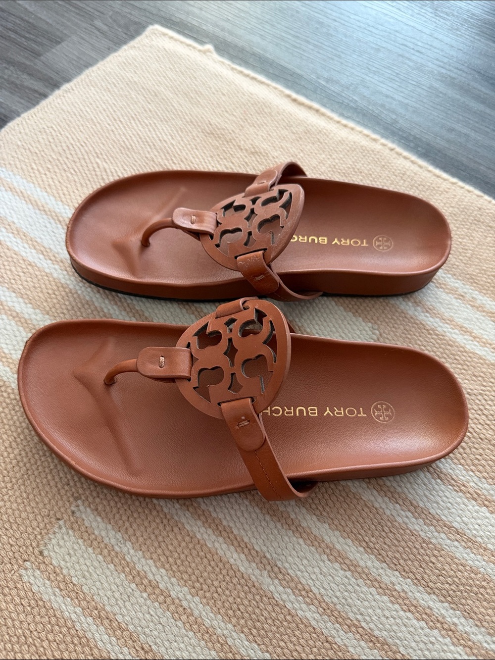 Tory Burch Women's Miller Cloud Sandals - Picture 5 of 5